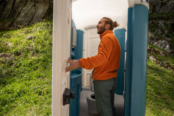 Best Porta potty rental near me  in Level Park Oak Park, MI